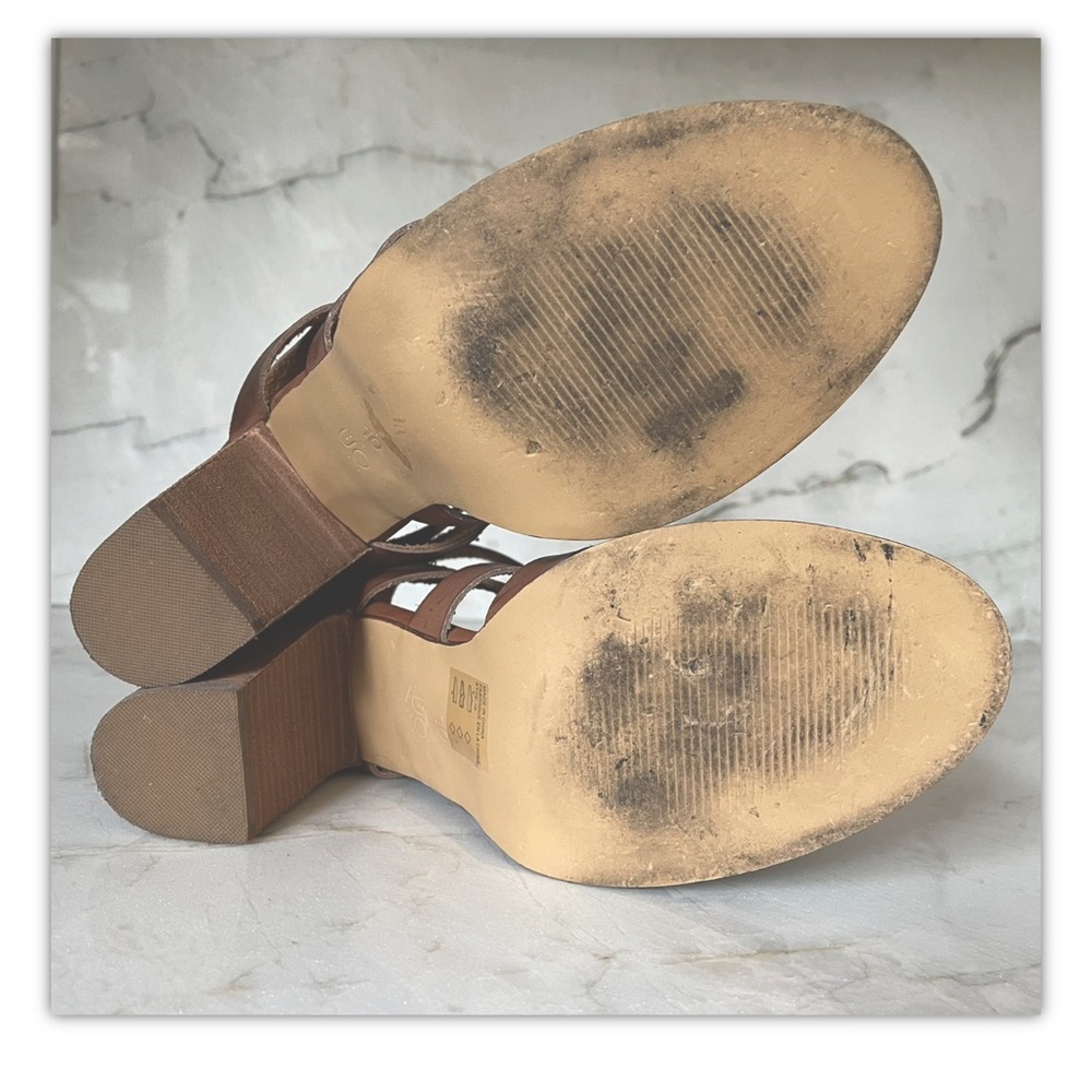 Urban Outfitters “Natural” Leather Strappy Sandals - Picture 6 of 7